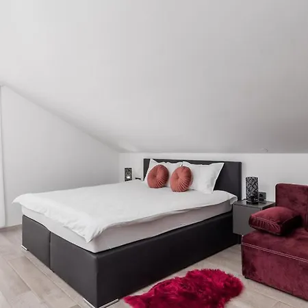 Vila Corichi Poljane