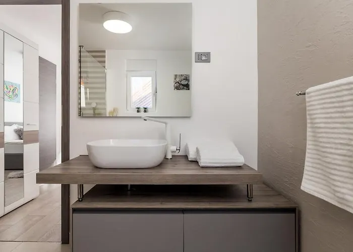 Villa Corichi Poljane